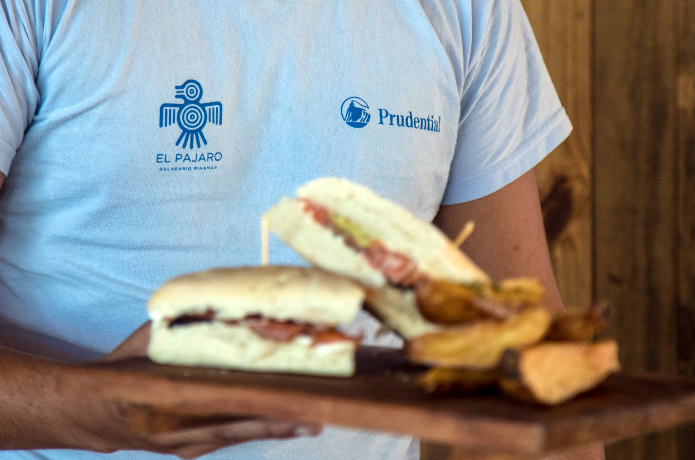 Todo el servicio gastronómico en Balnearo El Pájaro