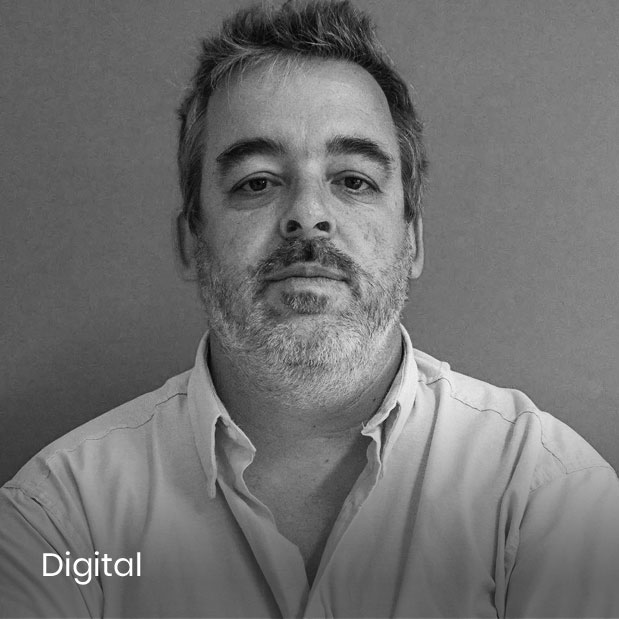 Orly Crisófalo - Digital